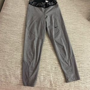 NIKE DRI-FIT XS leggings